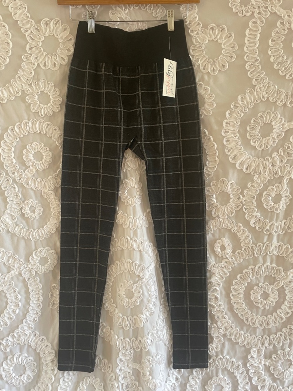 Charlie Paige Black Leggings with Gray Windowpane Grid